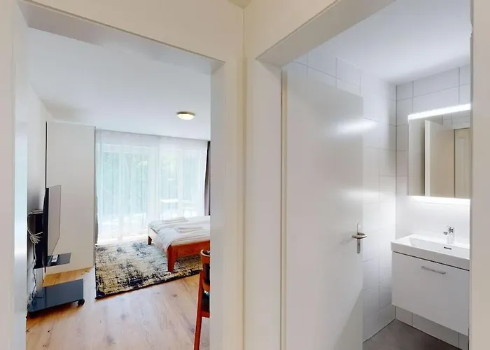 Fantastic, Very - Sun 1